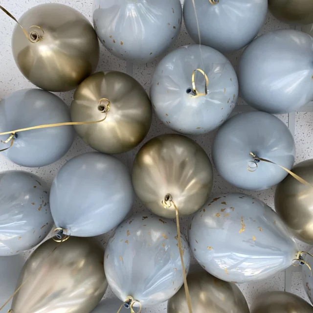 ceiling balloons